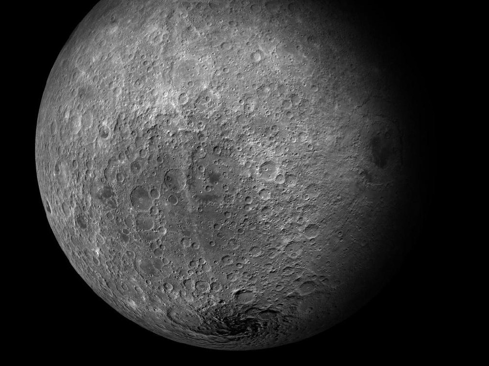碳质小行星撞击地月系统比预期晚